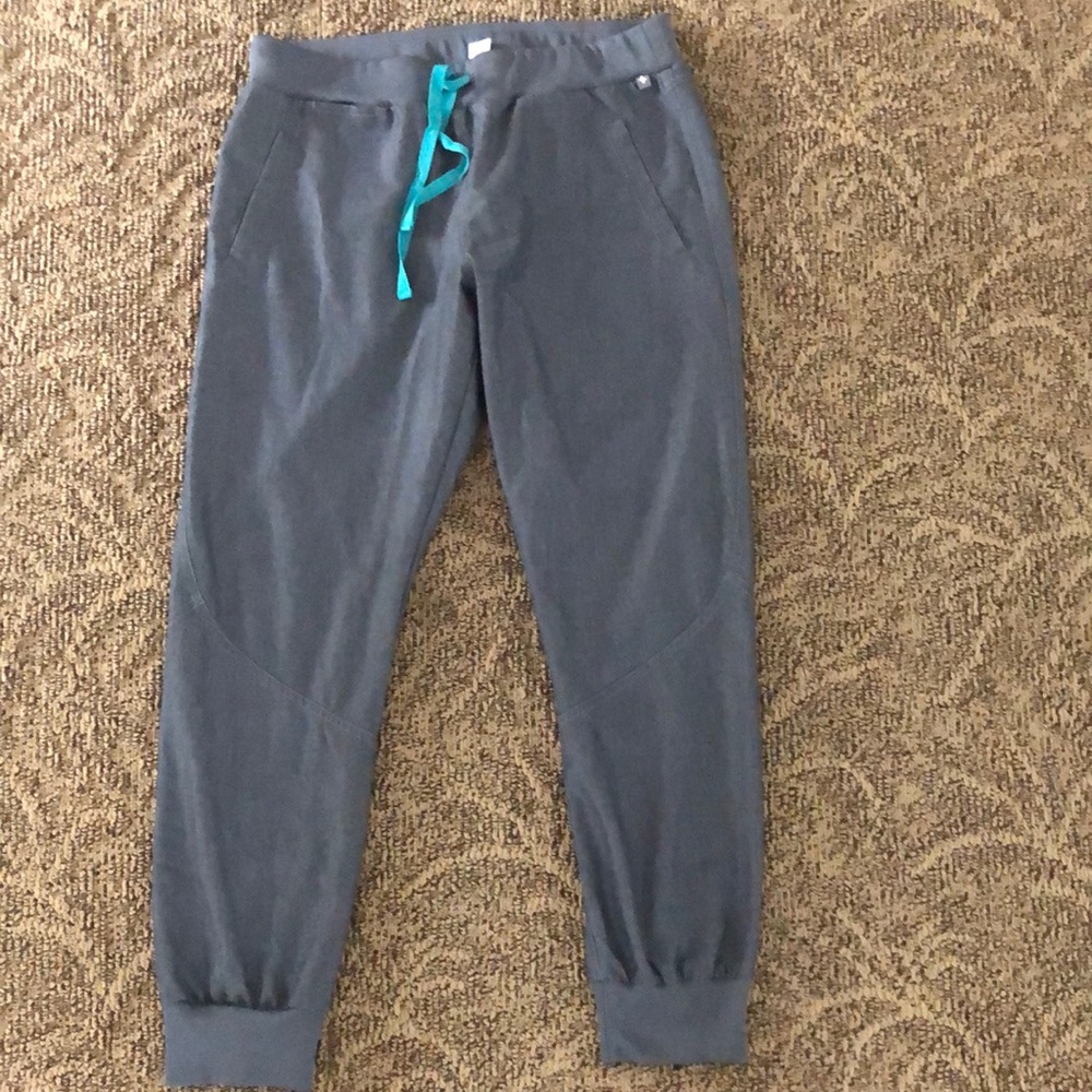 Figs graphite jogger scrub pants